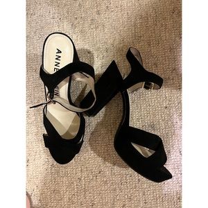 Anne Klein black chunky heel